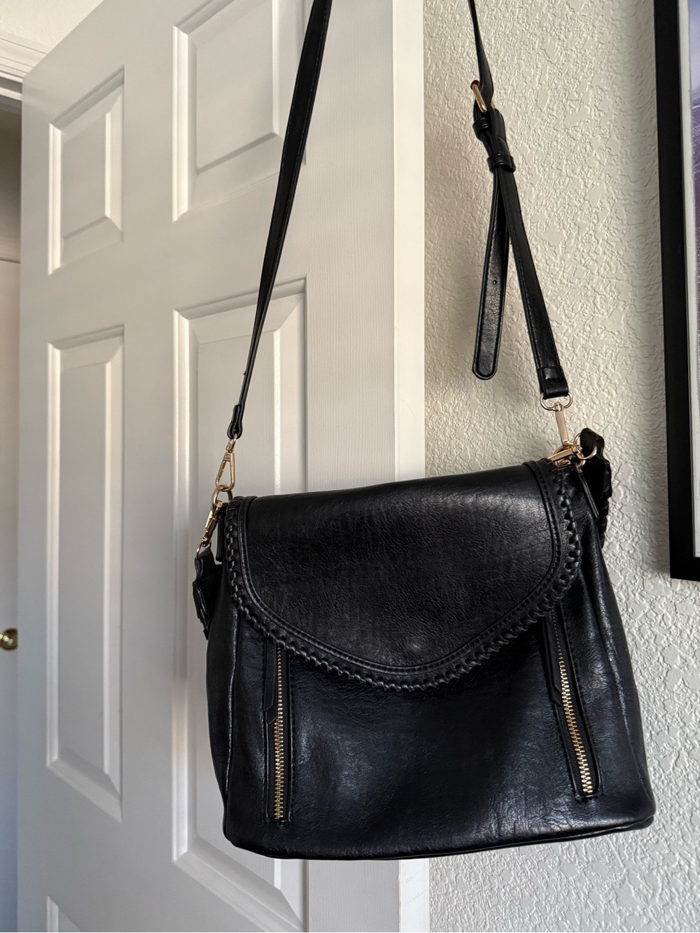 Jen & Co Black Vegan Leather Crossbody and Shoulder Dual Strap Bag